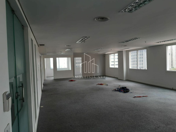 Sala Comercial à Venda, 212 m² em Alphaville Industrial - Barueri