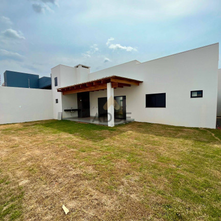 Imagem Casa com 3 Quartos à Venda, 405 m² em Green Park - Sorriso Imagem Casa com 3 Quartos à Venda, 405 m² em Green Park - Sorriso