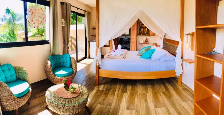 Imagem Imóvel com 2 Quartos à Venda, 406 m² em Praia Do Rosa - Imbituba