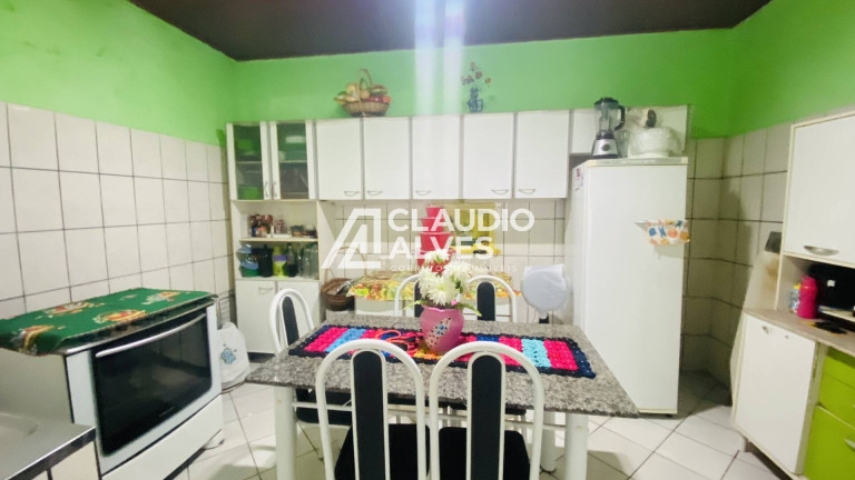 Imagem Casa com 3 Quartos à Venda, 200 m² em Conjunto Feira Vi - Feira De Santana Imagem Casa com 3 Quartos à Venda, 200 m² em Conjunto Feira Vi - Feira De Santana