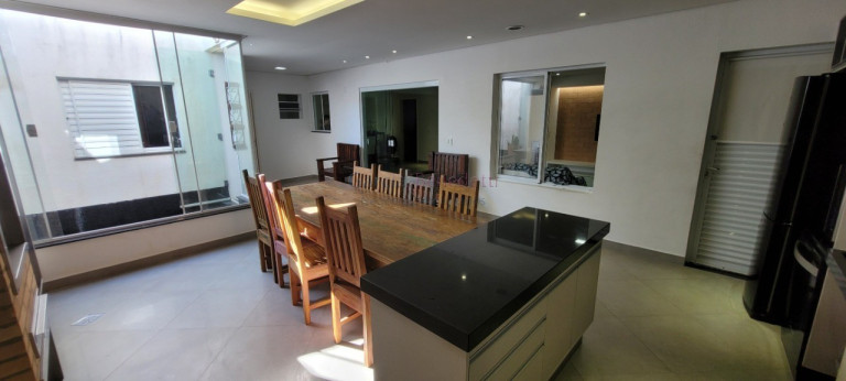 Imagem Casa com 5 Quartos à Venda, 184 m² em Jardim Ermida I - Jundiaí Imagem Casa com 5 Quartos à Venda, 184 m² em Jardim Ermida I - Jundiaí
