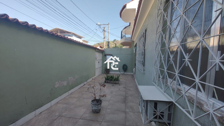 Imagem Casa com 2 Quartos à Venda, 160 m² em Mangueira - São Gonçalo Imagem Casa com 2 Quartos à Venda, 160 m² em Mangueira - São Gonçalo