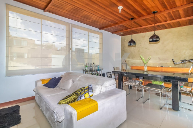 Imagem Imóvel com 2 Quartos à Venda, 84 m² em Auxiliadora - Porto Alegre Imagem Imóvel com 2 Quartos à Venda, 84 m² em Auxiliadora - Porto Alegre