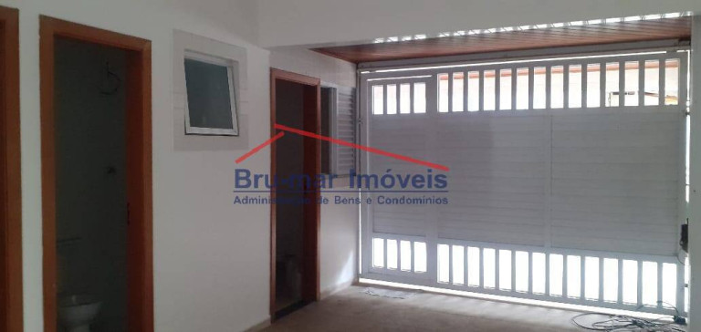 Imagem Casa com 2 Quartos à Venda, 115 m² em Embaré - Santos Imagem Casa com 2 Quartos à Venda, 115 m² em Embaré - Santos