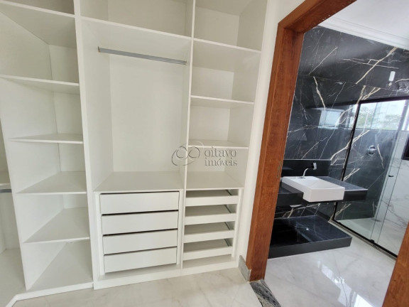 Imagem Casa com 4 Quartos à Venda, 354 m² em Lagoa - Macaé Imagem Casa com 4 Quartos à Venda, 354 m² em Lagoa - Macaé