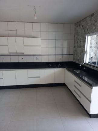 Casa com 3 Quartos à Venda, 250 m² em Parque Val De Palmas - Bauru