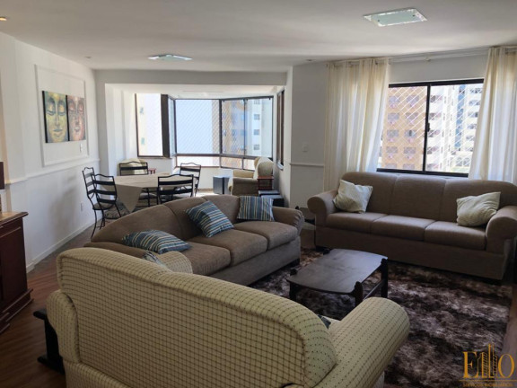 Imagem Cobertura com 3 Quartos à Venda, 200 m² em Centro - Balneário Camboriú
