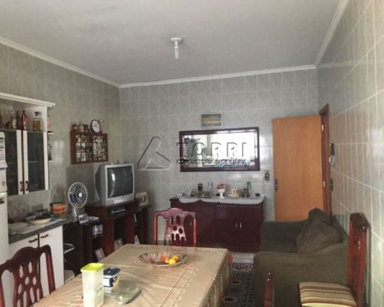 Imagem Casa com 5 Quartos à Venda, 120 m² em Granja Modelo - Alumínio Imagem Casa com 5 Quartos à Venda, 120 m² em Granja Modelo - Alumínio