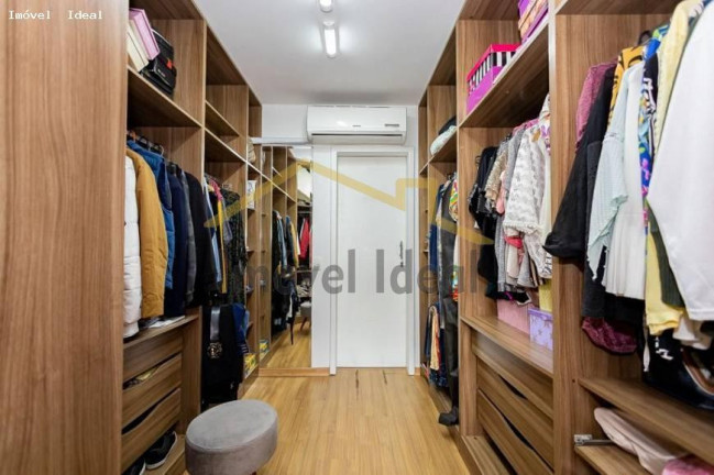 Imagem Casa com 4 Quartos à Venda, 290 m² em Santa Felicidade - Curitiba Imagem Casa com 4 Quartos à Venda, 290 m² em Santa Felicidade - Curitiba