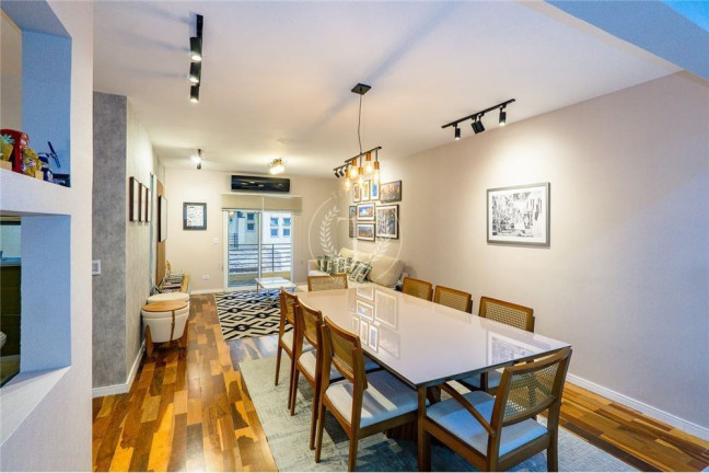 Imagem Casa com 3 Quartos à Venda, 204 m² em São Paulo Imagem Casa com 3 Quartos à Venda, 204 m² em São Paulo