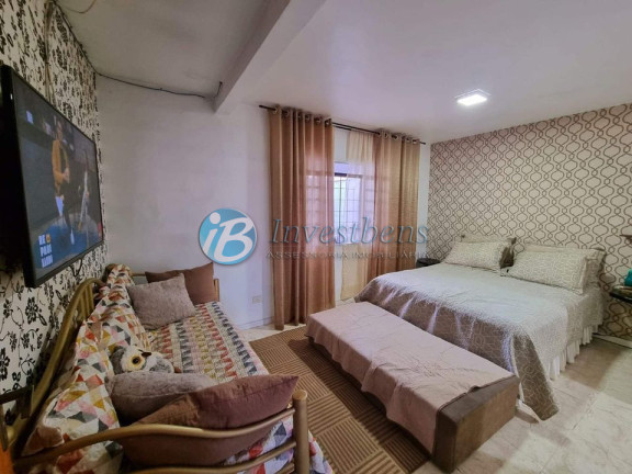 Imagem Casa com 4 Quartos à Venda, 190 m² em Novo Mundo - Curitiba Imagem Casa com 4 Quartos à Venda, 190 m² em Novo Mundo - Curitiba