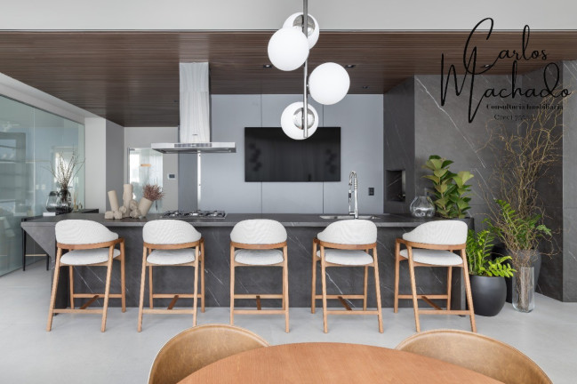 Imagem Imóvel com 4 Quartos à Venda, 138 m² em Centro - Balneário Camboriú Imagem Imóvel com 4 Quartos à Venda, 138 m² em Centro - Balneário Camboriú
