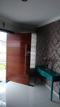 Imagem Casa de Condomínio com 3 Quartos à Venda, 300 m² em Centro - Araçoiaba Da Serra