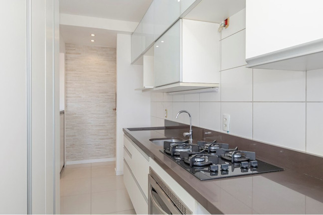 Imagem Imóvel com 3 Quartos à Venda, 71 m² em Cavalhada - Porto Alegre Imagem Imóvel com 3 Quartos à Venda, 71 m² em Cavalhada - Porto Alegre