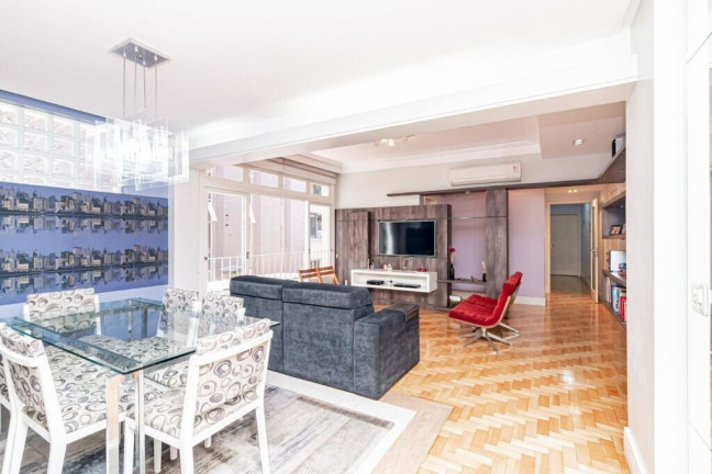 Imagem Apartamento com 3 Quartos à Venda, 110 m² em Moinhos De Vento - Porto Alegre Imagem Apartamento com 3 Quartos à Venda, 110 m² em Moinhos De Vento - Porto Alegre