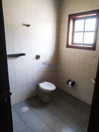 Imagem Sobrado com 5 Quartos para Alugar, 250 m² em Vila Galvão - Guarulhos