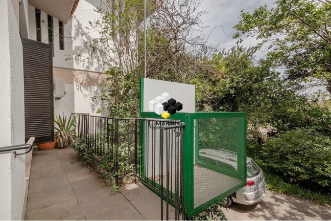 Imagem Casa com 5 Quartos à Venda, 164 m² em Cristal - Porto Alegre Imagem Casa com 5 Quartos à Venda, 164 m² em Cristal - Porto Alegre