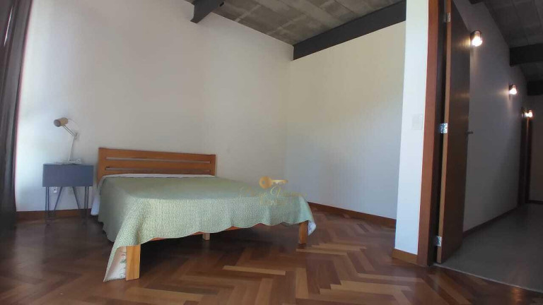 Imagem Casa com 3 Quartos à Venda, 300 m² em Vargem Grande - Teresópolis Imagem Casa com 3 Quartos à Venda, 300 m² em Vargem Grande - Teresópolis