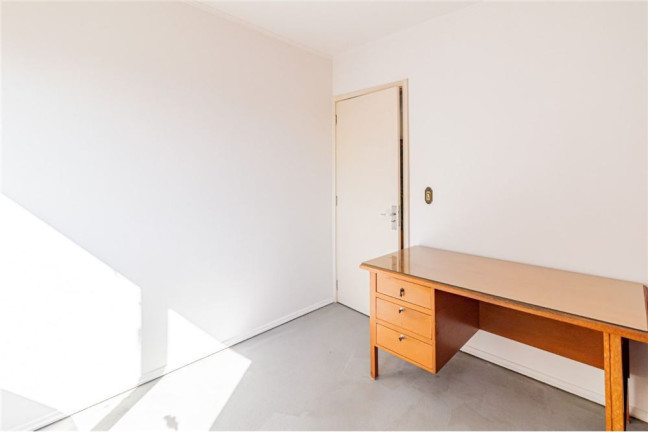 Imagem Imóvel com 3 Quartos à Venda, em Três Figueiras - Porto Alegre Imagem Imóvel com 3 Quartos à Venda, em Três Figueiras - Porto Alegre