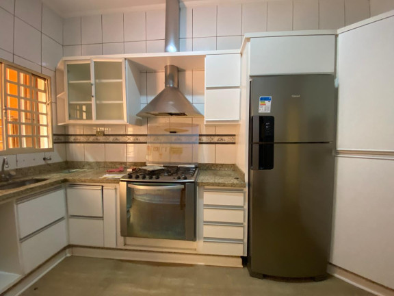 Imagem Casa com 3 Quartos à Venda, 111 m² em Vila Alba - Campo Grande