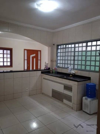 Imagem Sobrado com 3 Quartos à Venda,  em Jardim Colonial - São José Dos Campos