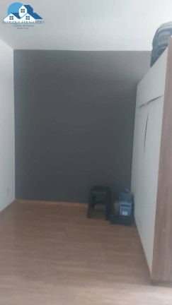 Imagem Kitnet com 1 Quarto para Alugar, 30 m² em Vila Campanela - São Paulo