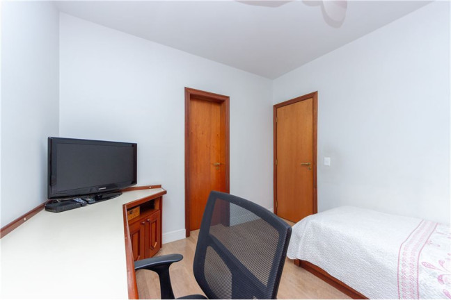 Imagem Imóvel com 4 Quartos à Venda, em Perdizes - São Paulo Imagem Imóvel com 4 Quartos à Venda, em Perdizes - São Paulo