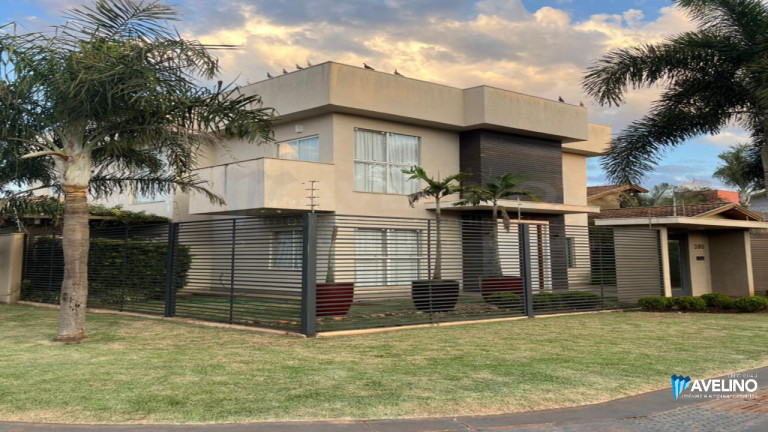 Sobrado com 4 Quartos à Venda, 350 m² em Alto Das Paineiras - Dourados