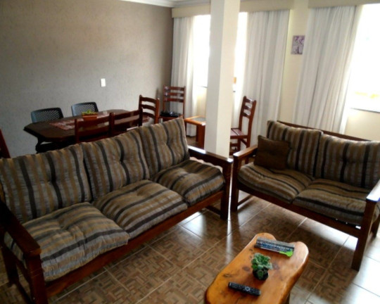 Imagem Imóvel com 3 Quartos à Venda, 144 m² em São Pedro - Teresópolis Imagem Imóvel com 3 Quartos à Venda, 144 m² em São Pedro - Teresópolis