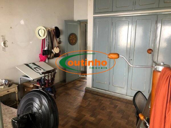 Imagem Casa com 6 Quartos à Venda, 367 m² em Tijuca - Rio De Janeiro Imagem Casa com 6 Quartos à Venda, 367 m² em Tijuca - Rio De Janeiro
