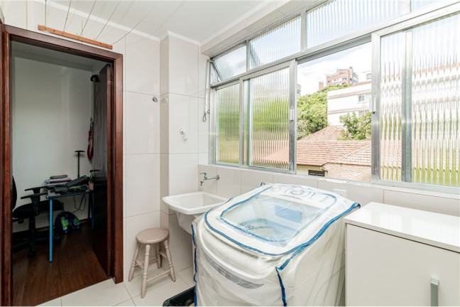 Imagem Apartamento com 2 Quartos à Venda, 116 m² em Moinhos De Vento - Porto Alegre Imagem Apartamento com 2 Quartos à Venda, 116 m² em Moinhos De Vento - Porto Alegre