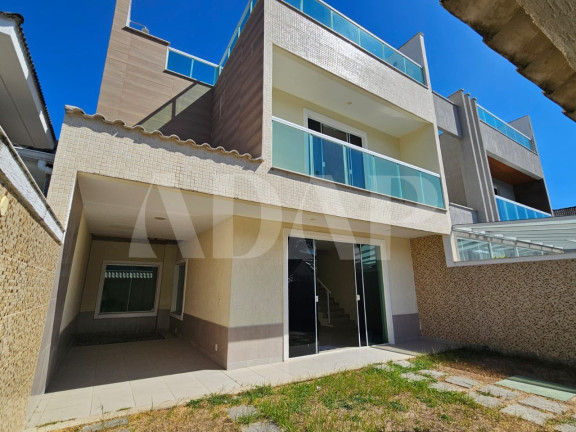 Imagem Casa com 3 Quartos à Venda, 200 m² em Vargem Pequena - Rio De Janeiro