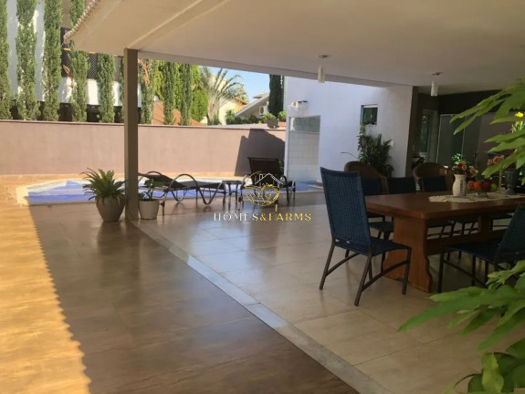 Imagem Casa com 4 Quartos à Venda, 320 m² em Residencial Granville - Goiânia