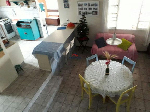 Imagem Sobrado com 3 Quartos à Venda, 379 m² em Ingleses Do Rio Vermelho - Florianópolis Imagem Sobrado com 3 Quartos à Venda, 379 m² em Ingleses Do Rio Vermelho - Florianópolis