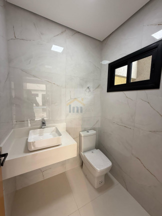 Imagem Casa com 3 Quartos à Venda, 196 m² em Residencial Das Acácias - Goiânia