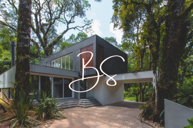 Imagem Casa com 4 Quartos à Venda, 1.146 m² em Centro - Gramado Imagem Casa com 4 Quartos à Venda, 1.146 m² em Centro - Gramado
