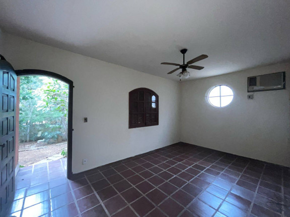 Imagem Casa com 4 Quartos à Venda, em Balneario São Pedro - São Pedro Da Aldeia Imagem Casa com 4 Quartos à Venda, em Balneario São Pedro - São Pedro Da Aldeia