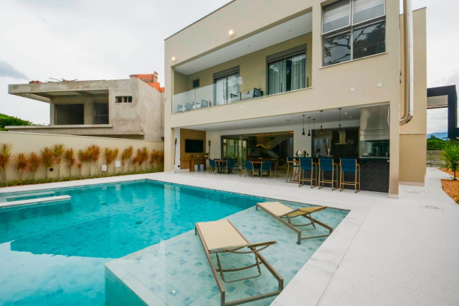 Imagem Casa com 6 Quartos à Venda, 628 m² em Riviera Módulo 12 - Bertioga Imagem Casa com 6 Quartos à Venda, 628 m² em Riviera Módulo 12 - Bertioga