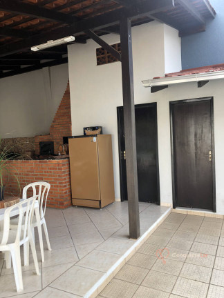 Imagem Casa com 3 Quartos à Venda, 241 m² em Barra Do Rio Cerro - Jaraguá Do Sul