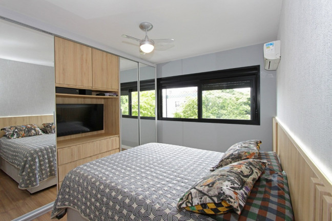 Imagem Apartamento com 3 Quartos à Venda, 100 m² em Menino Deus - Porto Alegre Imagem Apartamento com 3 Quartos à Venda, 100 m² em Menino Deus - Porto Alegre