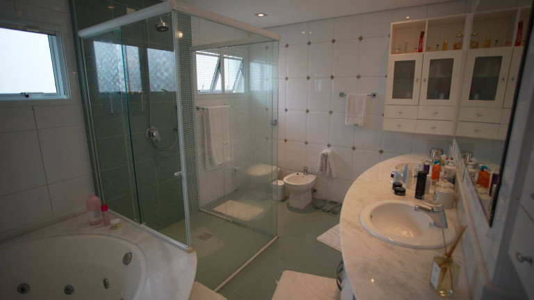 Imagem Casa com 4 Quartos à Venda, 570 m² em Jurere Internacional - Florianópolis Imagem Casa com 4 Quartos à Venda, 570 m² em Jurere Internacional - Florianópolis