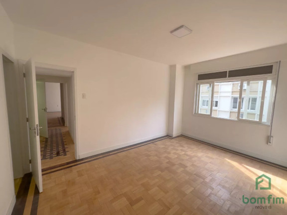 Imagem Apartamento com 3 Quartos à Venda, 120 m² em Santana - Porto Alegre Imagem Apartamento com 3 Quartos à Venda, 120 m² em Santana - Porto Alegre