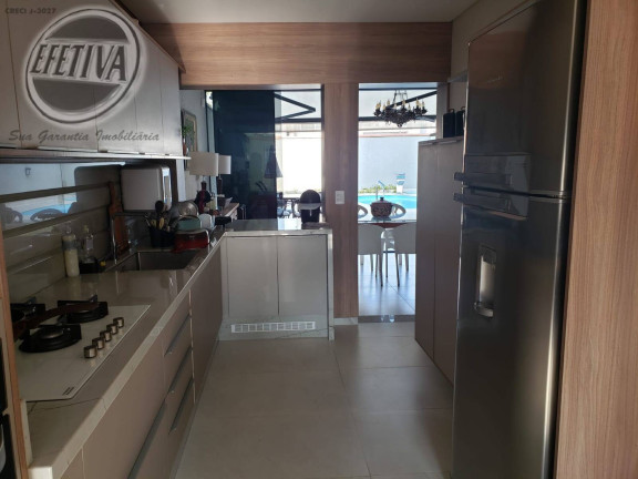 Imagem Sobrado com 4 Quartos à Venda, 164 m² em Balneário Brejatuba - Guaratuba Imagem Sobrado com 4 Quartos à Venda, 164 m² em Balneário Brejatuba - Guaratuba