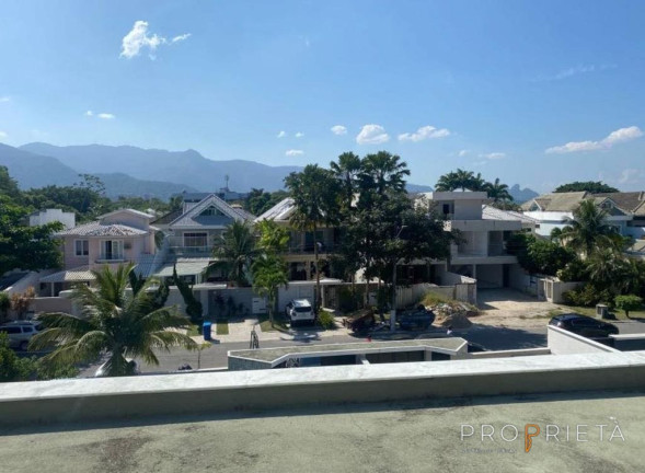 Imagem Casa de Condomínio com 4 Quartos à Venda, 300 m² em Barra Da Tijuca - Rio De Janeiro