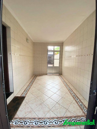 Imagem Casa com 3 Quartos à Venda, 185 m² em Encruzilhada - Santos