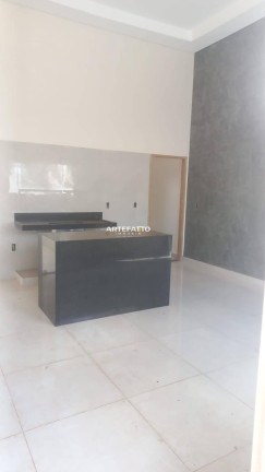 Imagem Casa com 2 Quartos à Venda, 70 m² Imagem Casa com 2 Quartos à Venda, 70 m²
