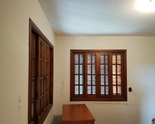 Imagem Casa com 4 Quartos à Venda, 305 m² em Vale Do Paraíso - Teresópolis Imagem Casa com 4 Quartos à Venda, 305 m² em Vale Do Paraíso - Teresópolis