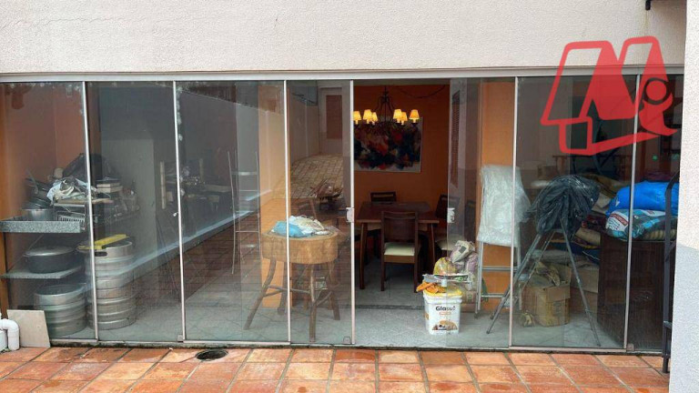 Imagem Sobrado com 4 Quartos à Venda, 440 m² em Petrópolis - Porto Alegre Imagem Sobrado com 4 Quartos à Venda, 440 m² em Petrópolis - Porto Alegre