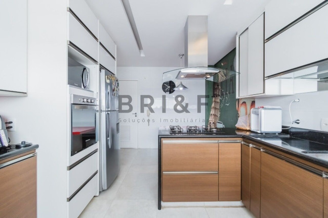 Imagem Casa com 4 Quartos à Venda, 332 m² em Brooklin - São Paulo Imagem Casa com 4 Quartos à Venda, 332 m² em Brooklin - São Paulo