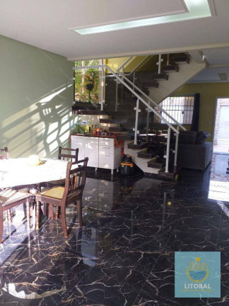 Imagem Sobrado com 4 Quartos à Venda, 291 m² em Canto Do Forte - Praia Grande Imagem Sobrado com 4 Quartos à Venda, 291 m² em Canto Do Forte - Praia Grande